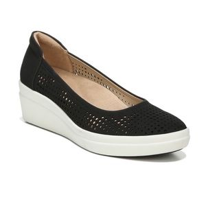 Naturalizer Sam Slip On Perforated Wedge Sneaker Size 9.5M